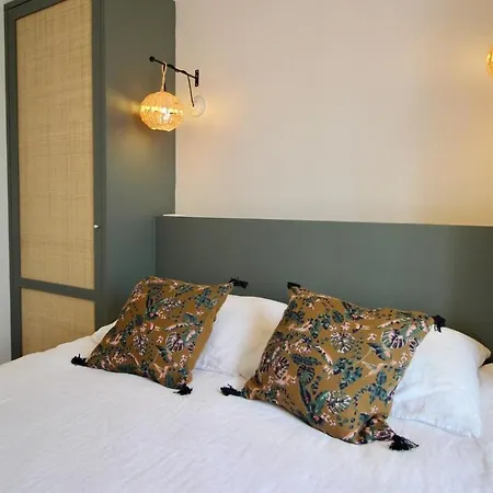 Magnifique Avec Garage En Plein Centre De Biarritz