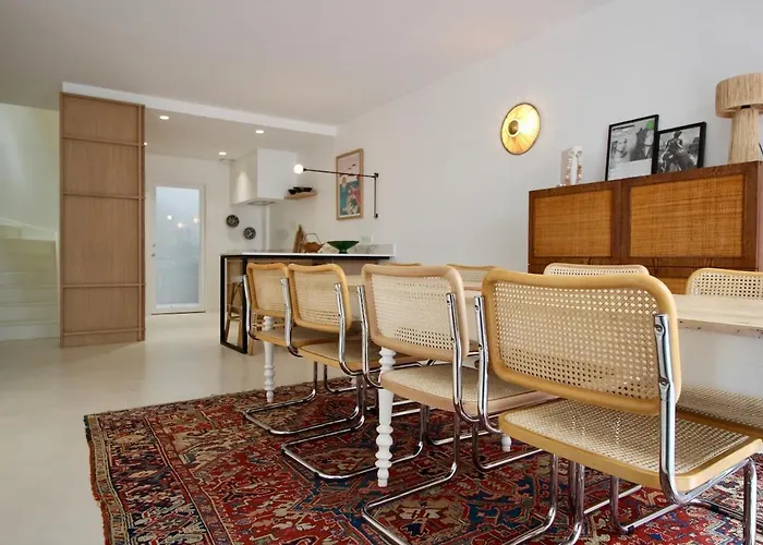 Magnifique Avec Garage En Plein Centre De Biarritz