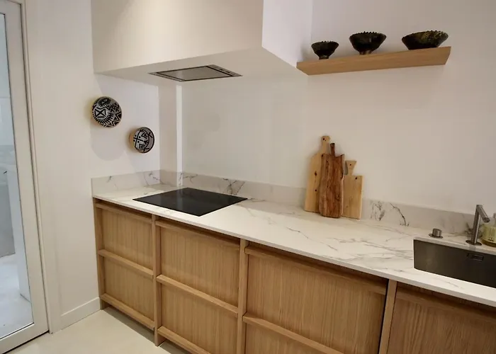 Magnifique Avec Garage En Plein Centre De Biarritz