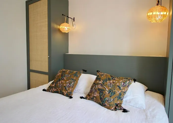 Magnifique Avec Garage En Plein Centre De Biarritz